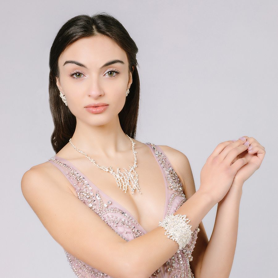Silver and white topaz bracelet