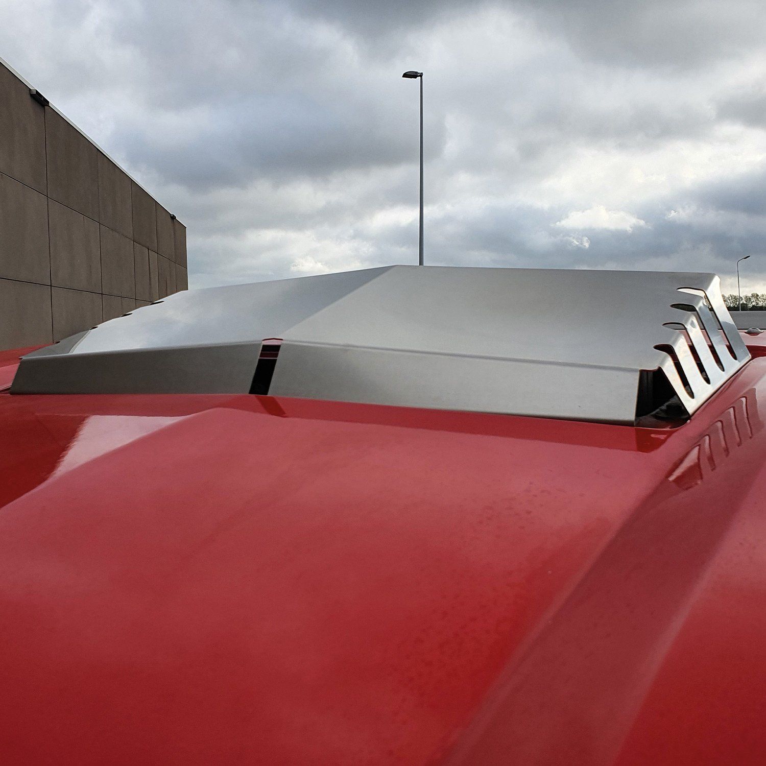 Meclean hogedruktrailer Trailerjet TJL 200/30 dieselmotor aandrijving detail rookgasafvoer streamline RVS