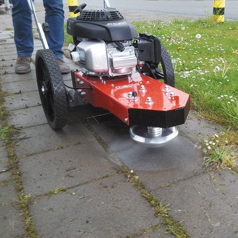 Meclean onkruidbestrijdinsmachine Honda bezinemotor aandrijving WEEDSWEEP onkruid verwijderen
