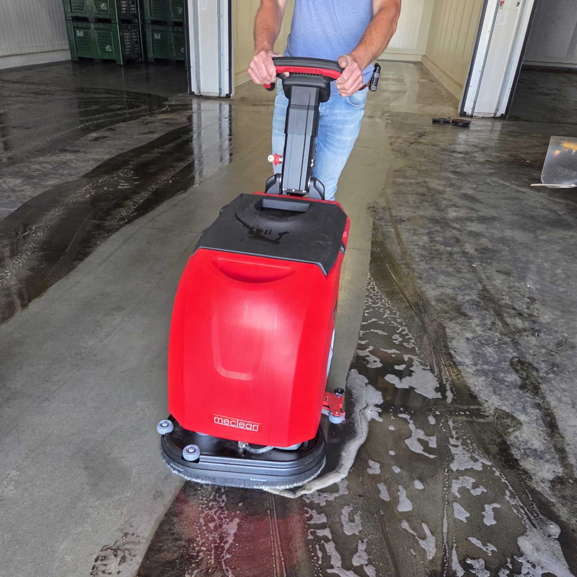 Meclean walk-behind scrubber-dryer POWERSCRUB 50.8 front view