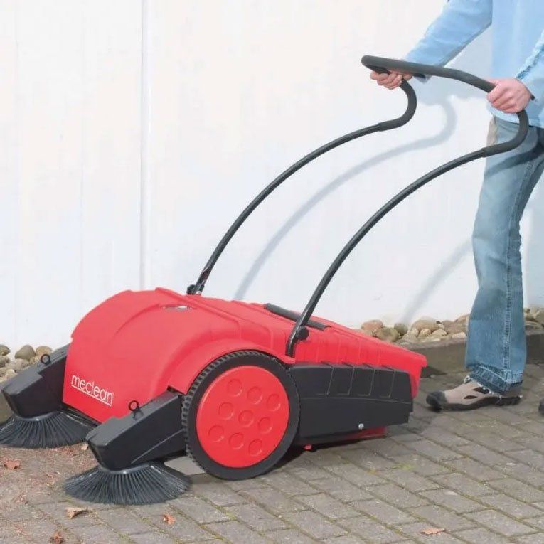 Meclean professional Walk behind sweepers and sweepers/suction machines
