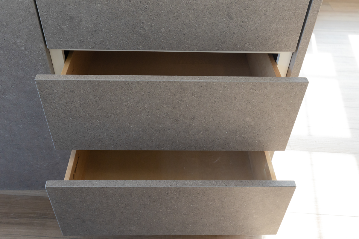Kone Grey by Atlas Plan large fomat porcelain drawer fronts