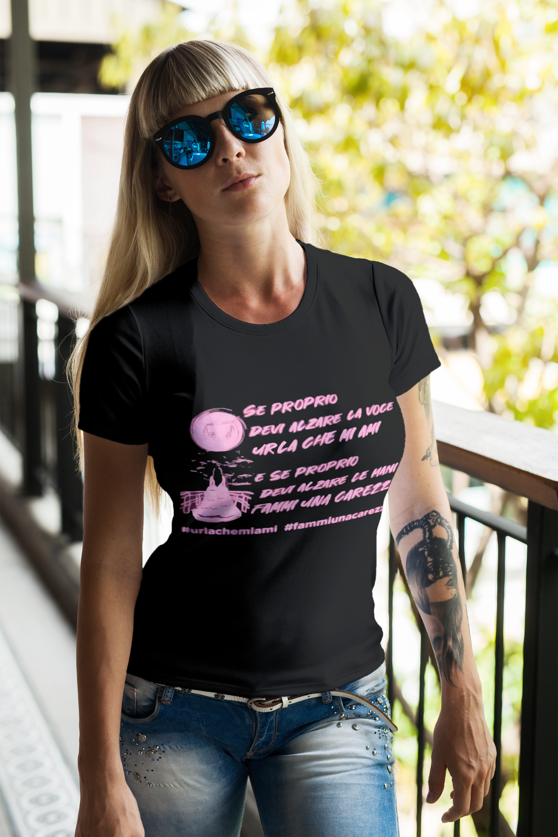 T-Shirt nera Reinassance Centro Anti Violenza Fammi Rinascere