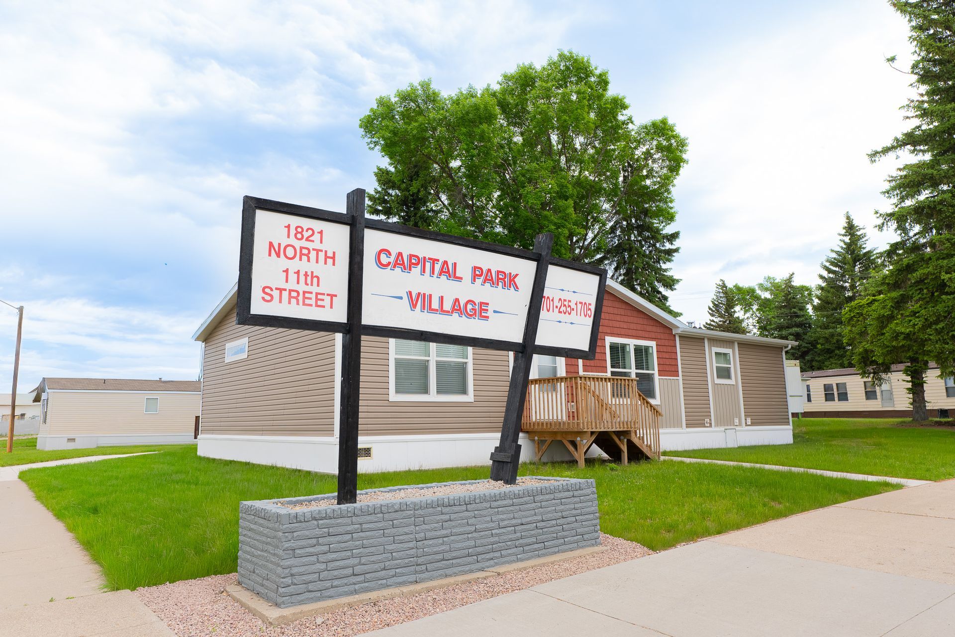image of capital park village in bismarck north dakota mobile home park 