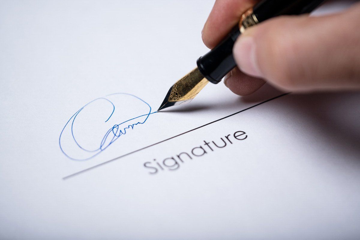 Hand Writing Signature — Davenport, IA — Shie Law PC
