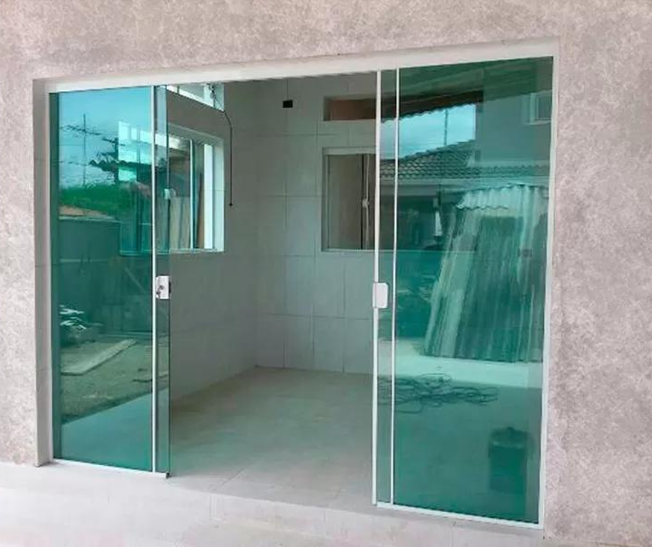 Vidraçaria especializada em portas e janelas de alta qualidade. Vidraçaria Franco em Santa Felicidade - Curitiba -PR