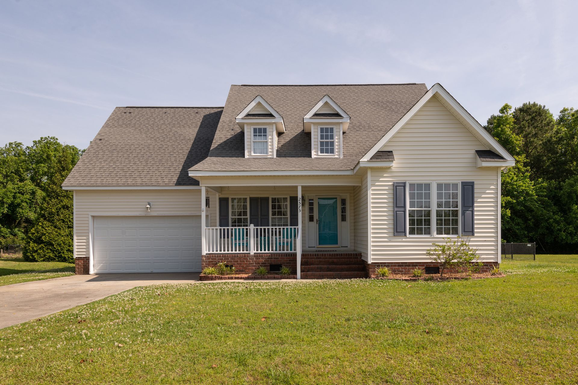2575 Plumosa Drive