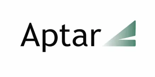 Logotipo da Aptar com texto preto e uma marca geométrica verde-azulada.