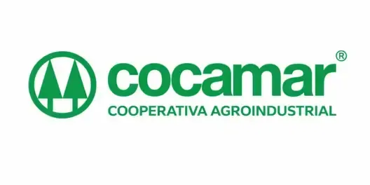 Logotipo verde da Cocamar Cooperativa Agroindustrial com ícone de árvore estilizado e marca denominativa.