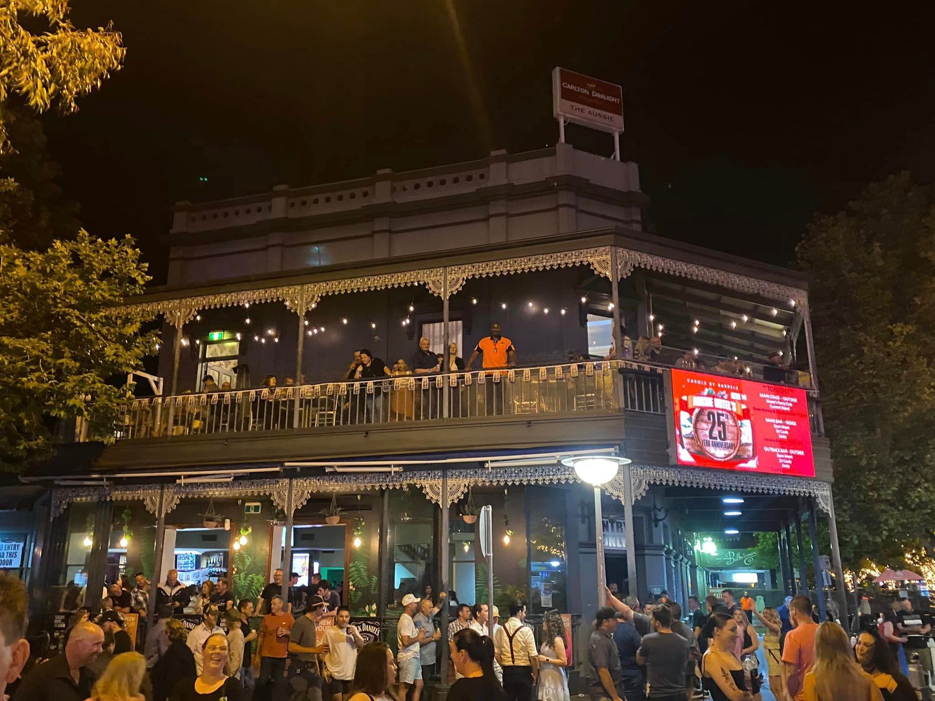 pubs-clubs