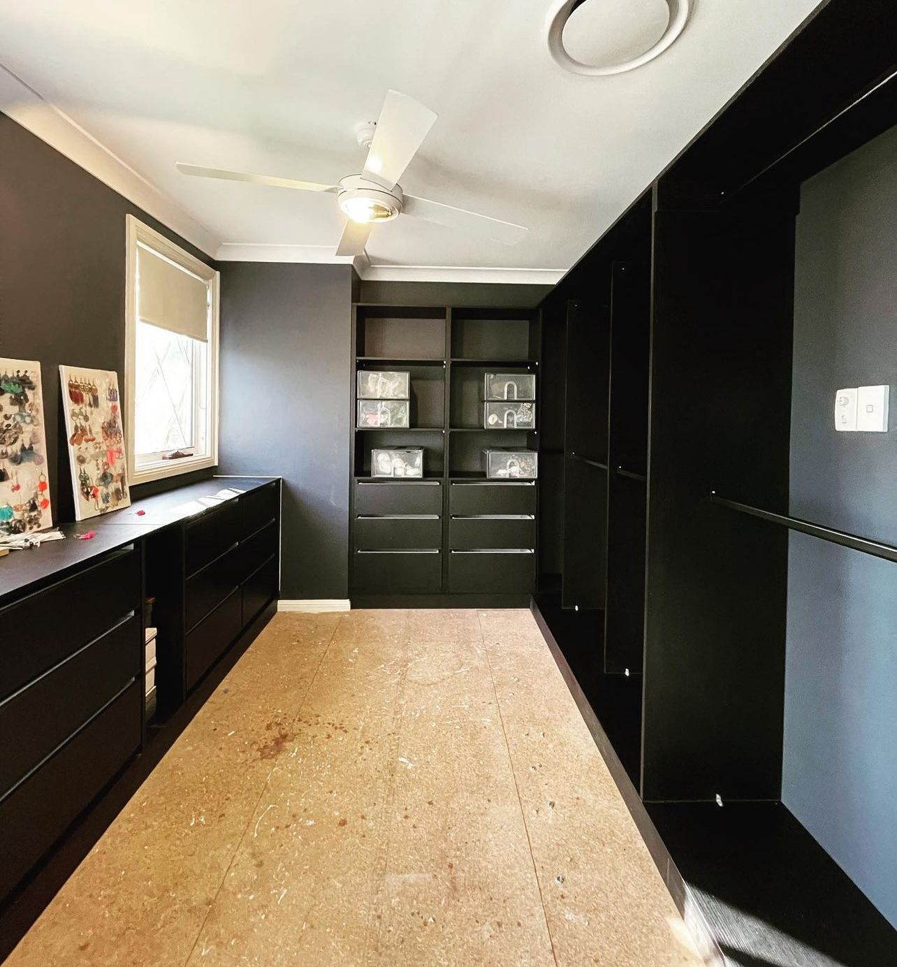 bedroom wardrobe 