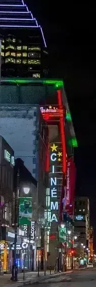 Montreal at night - 49van Movers