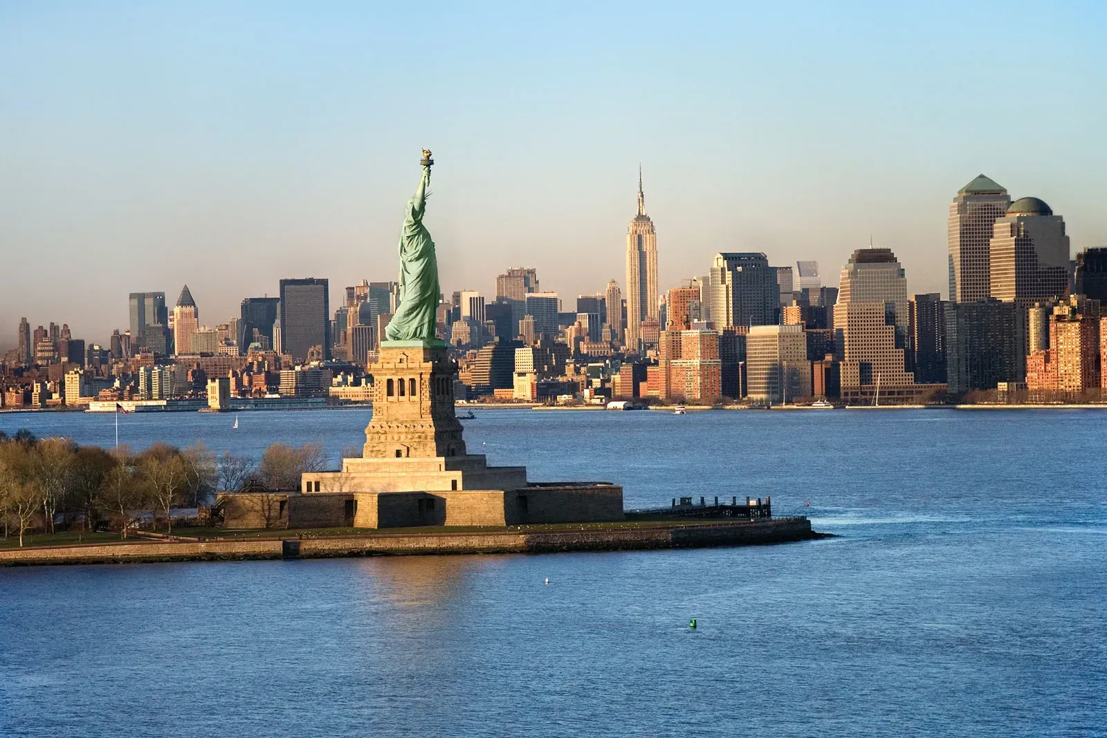 Statue of Liberty NewYyork City - Moving and Furniture Delivery by 49Van