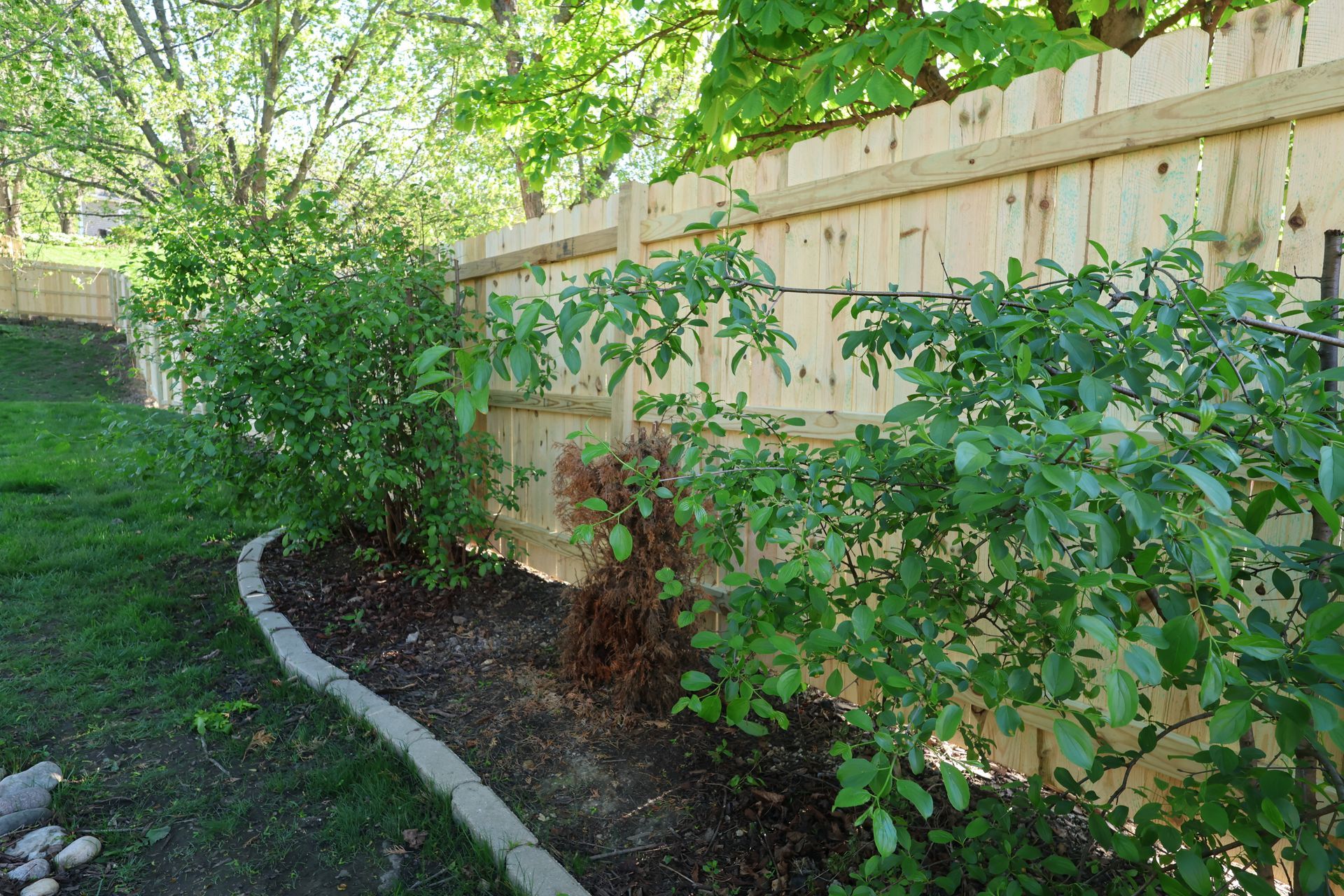 wood fence installation Illinois