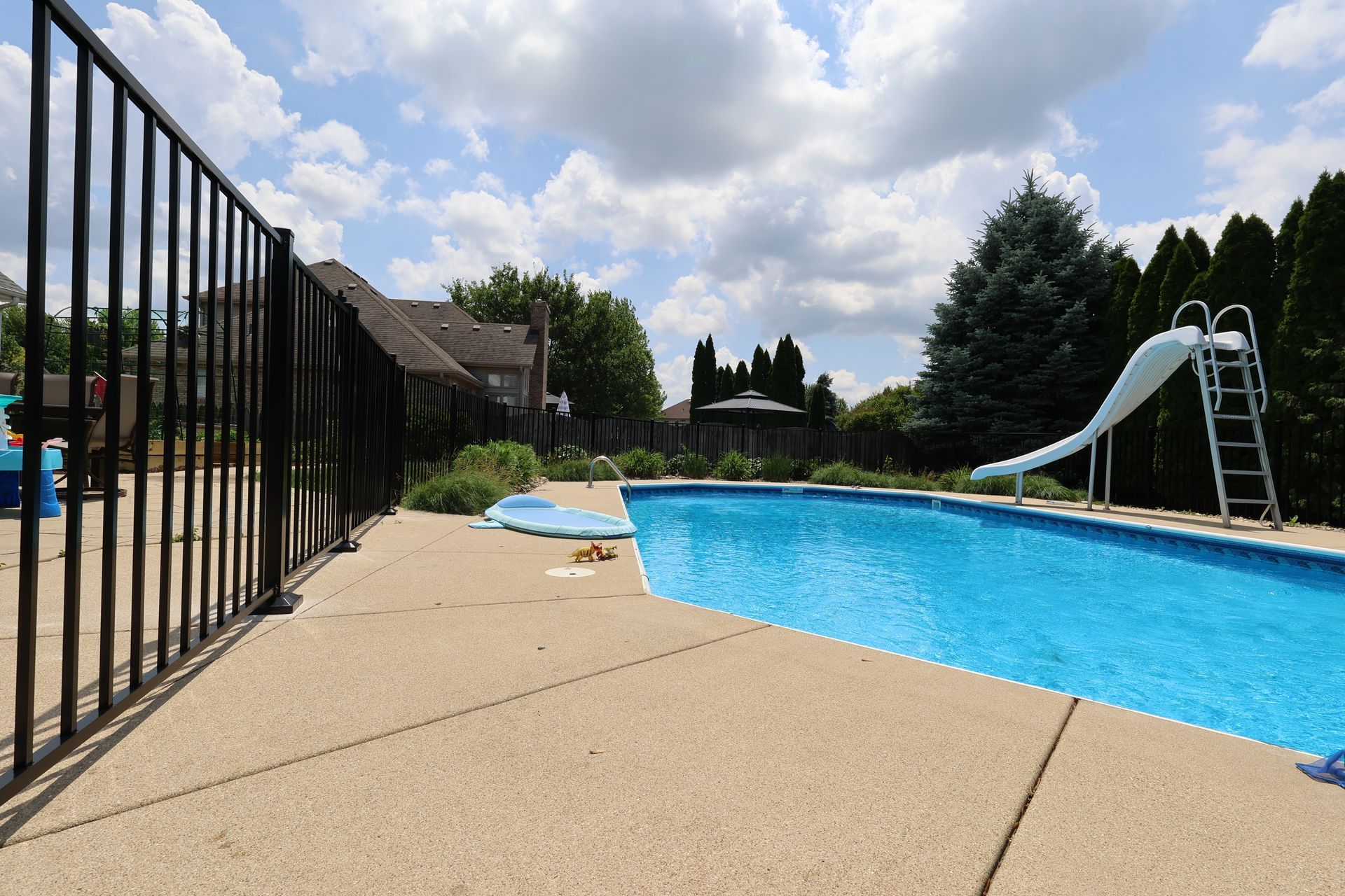 pool fence installation Illinois