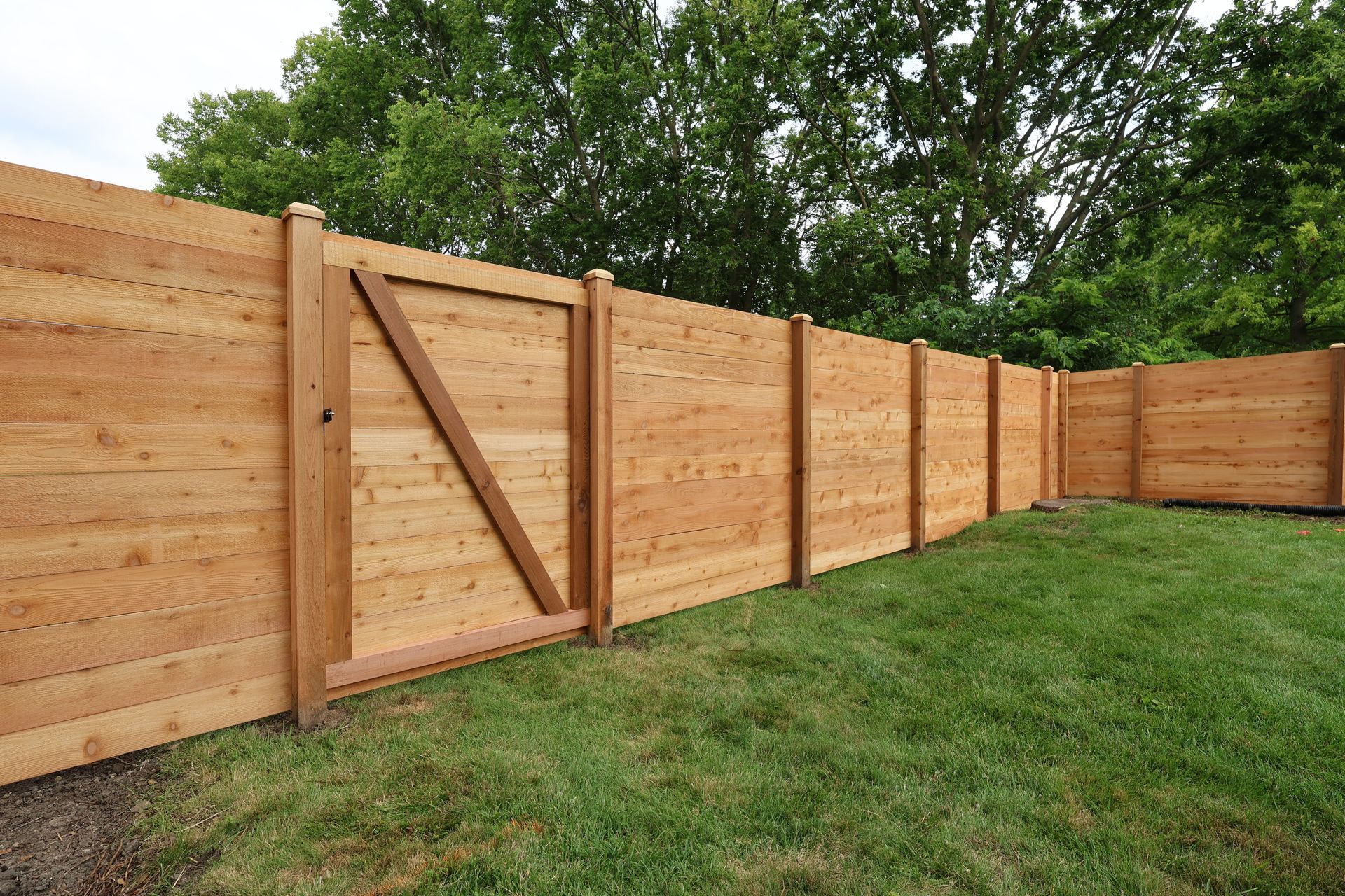 fence located on property line Illinois