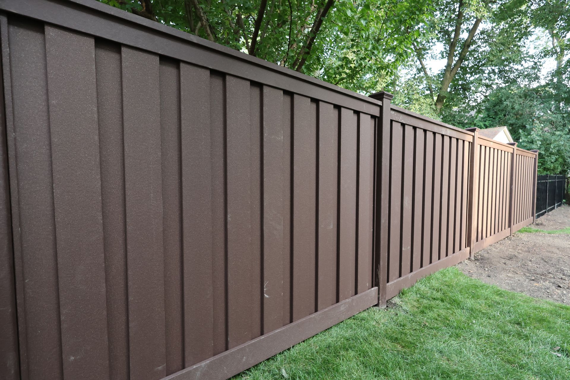 fence installation Illinois suburbs