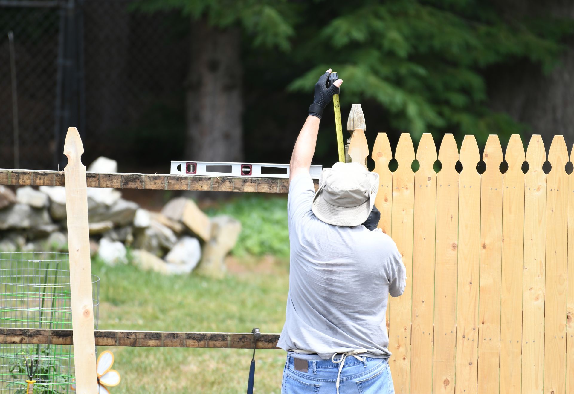 DIY fence repair Illinois