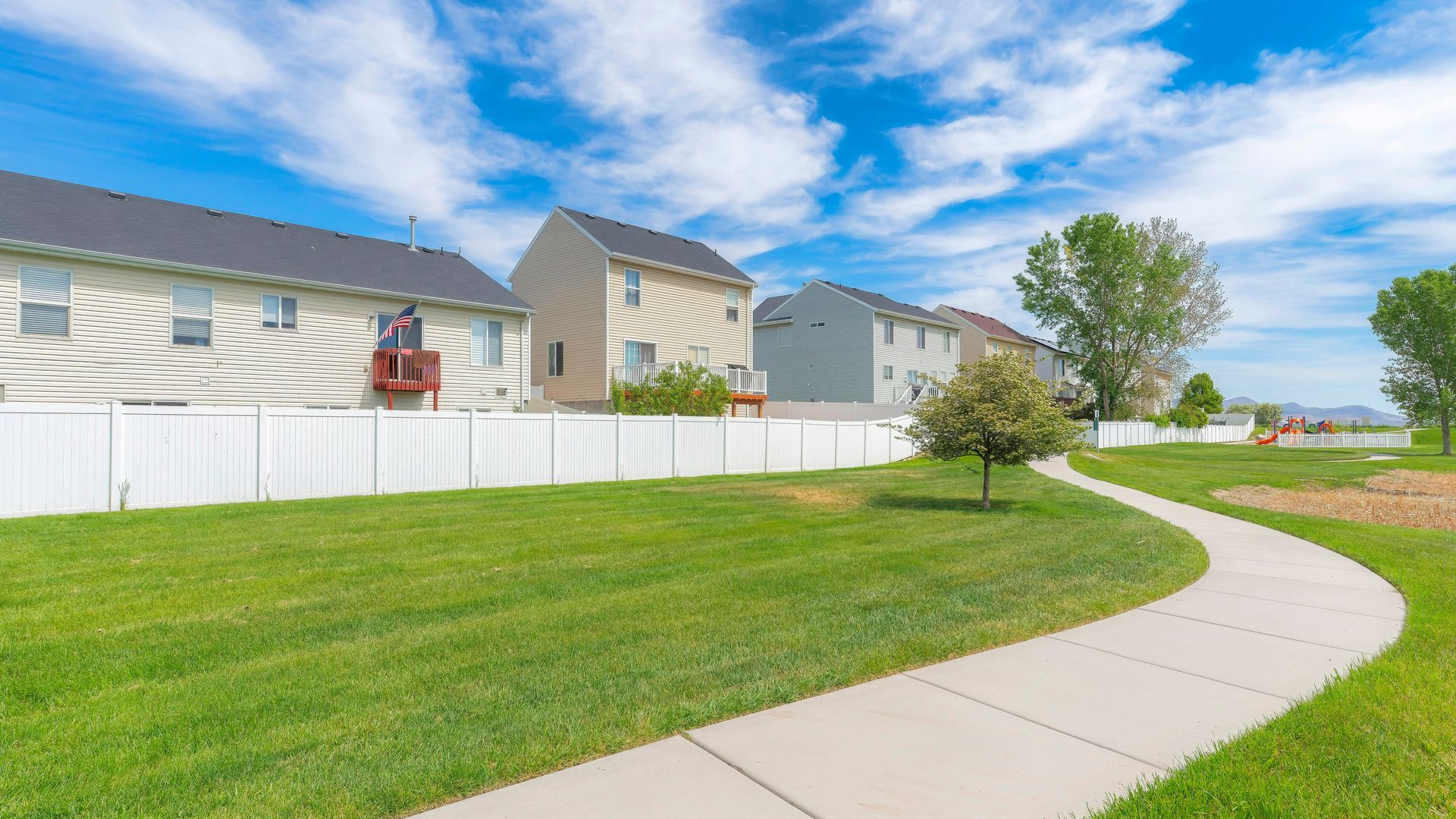 fence company illinois