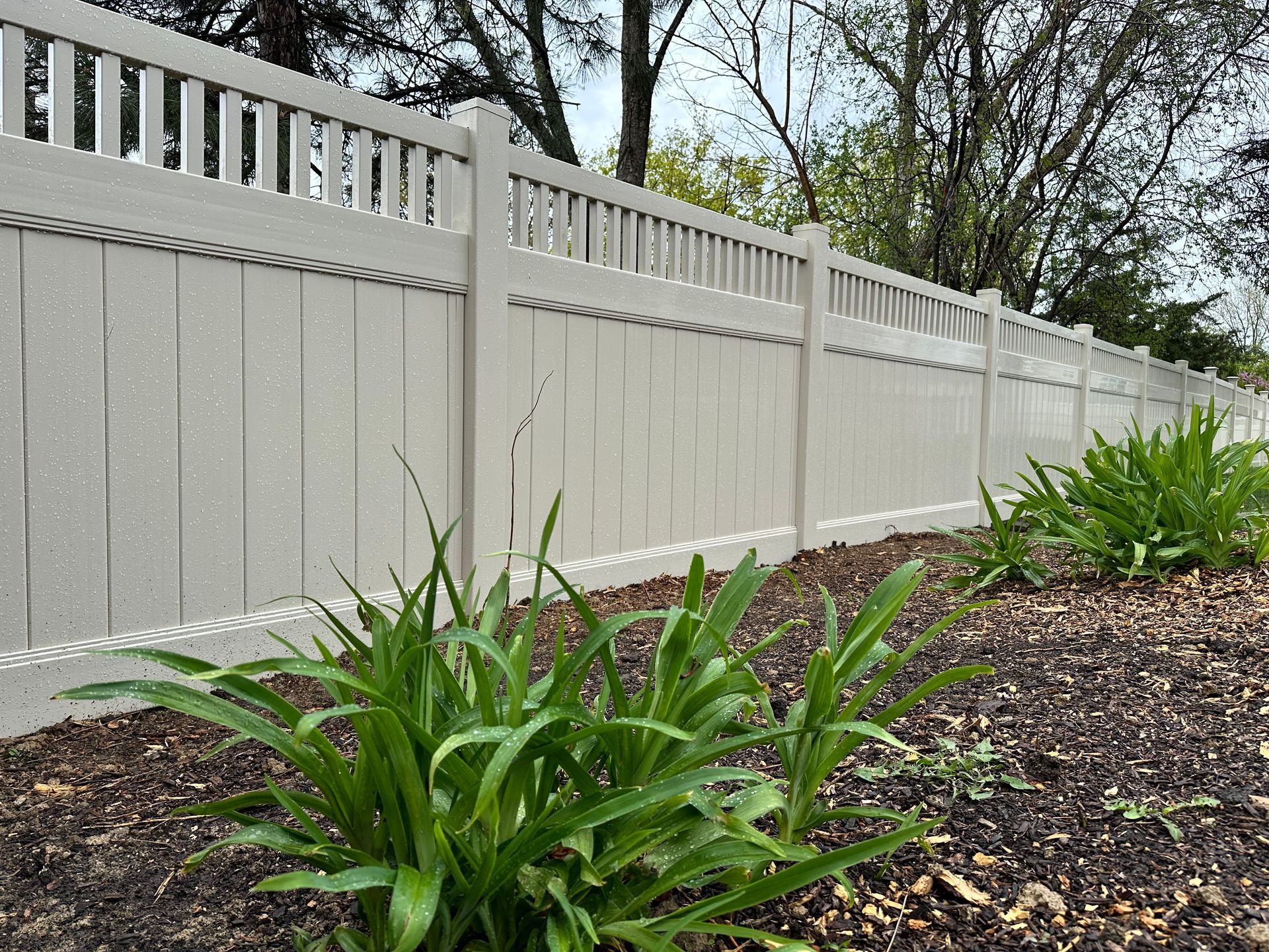 tan vinyl fence installation Illinois