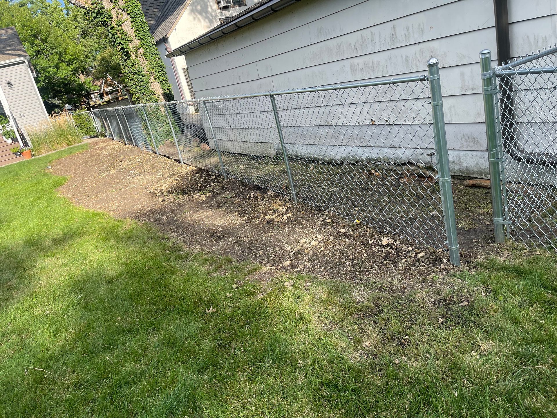 chain link fence installation Illinois