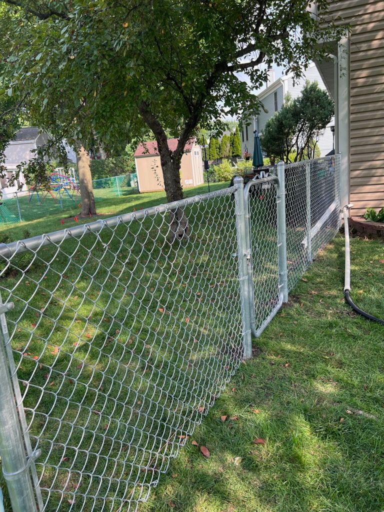 chain link fence installation Illinois