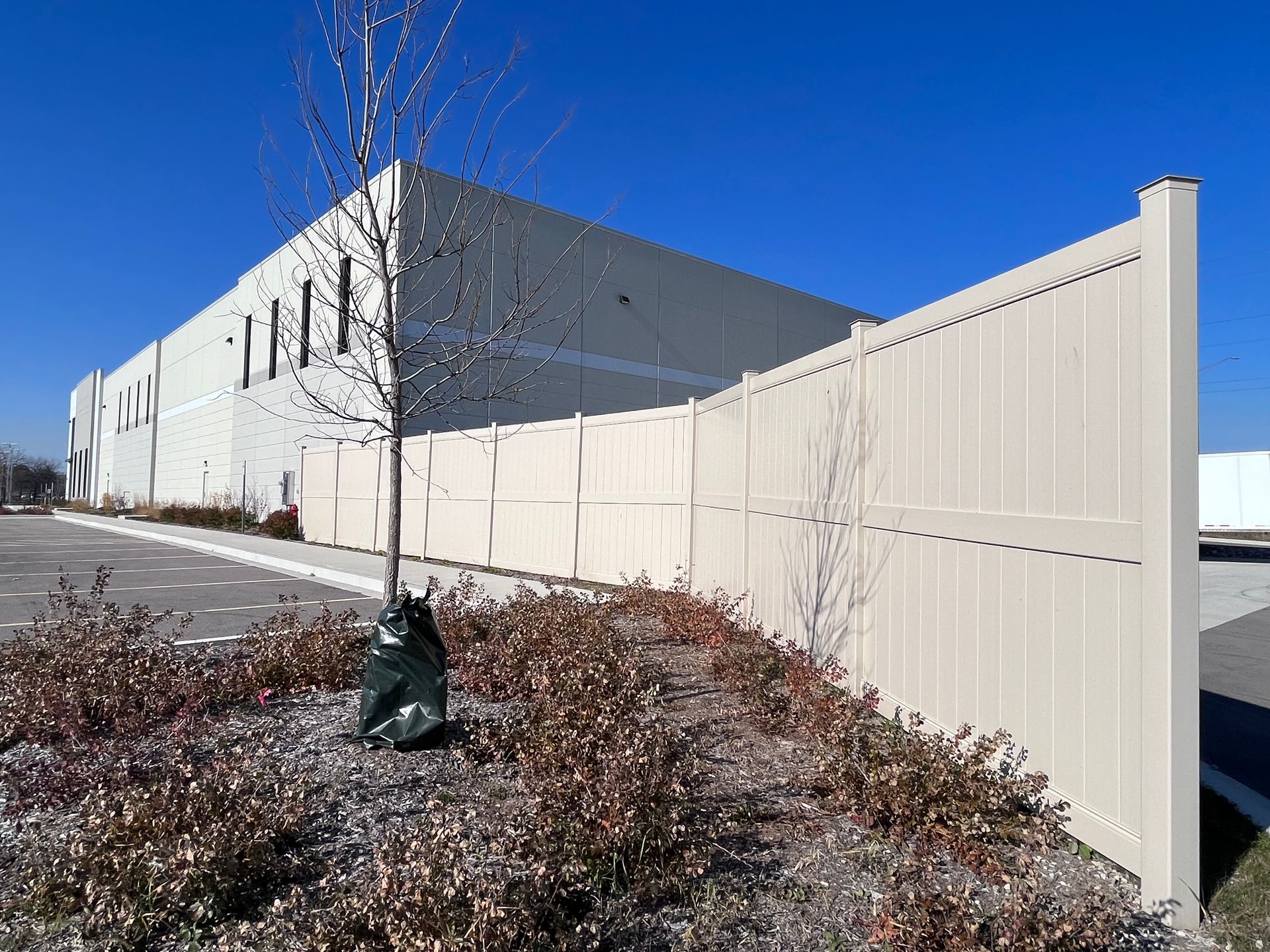 Commercial Vinyl Fence Installation Illinois