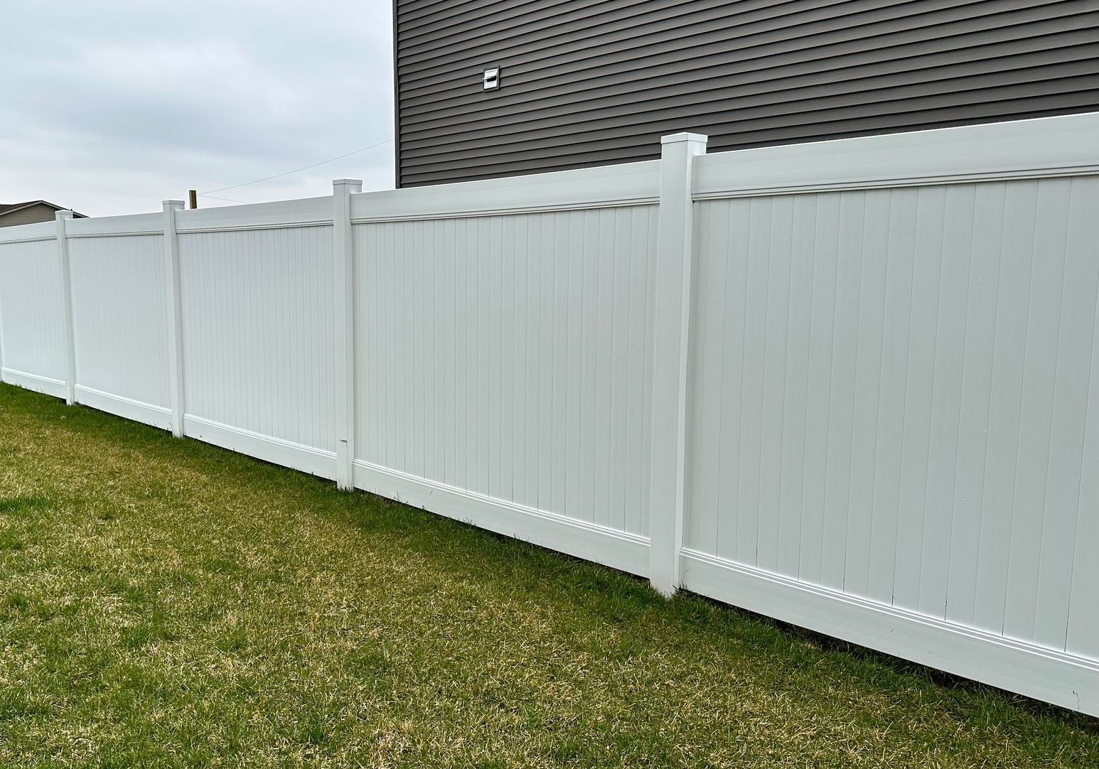 vinyl fence company illinois