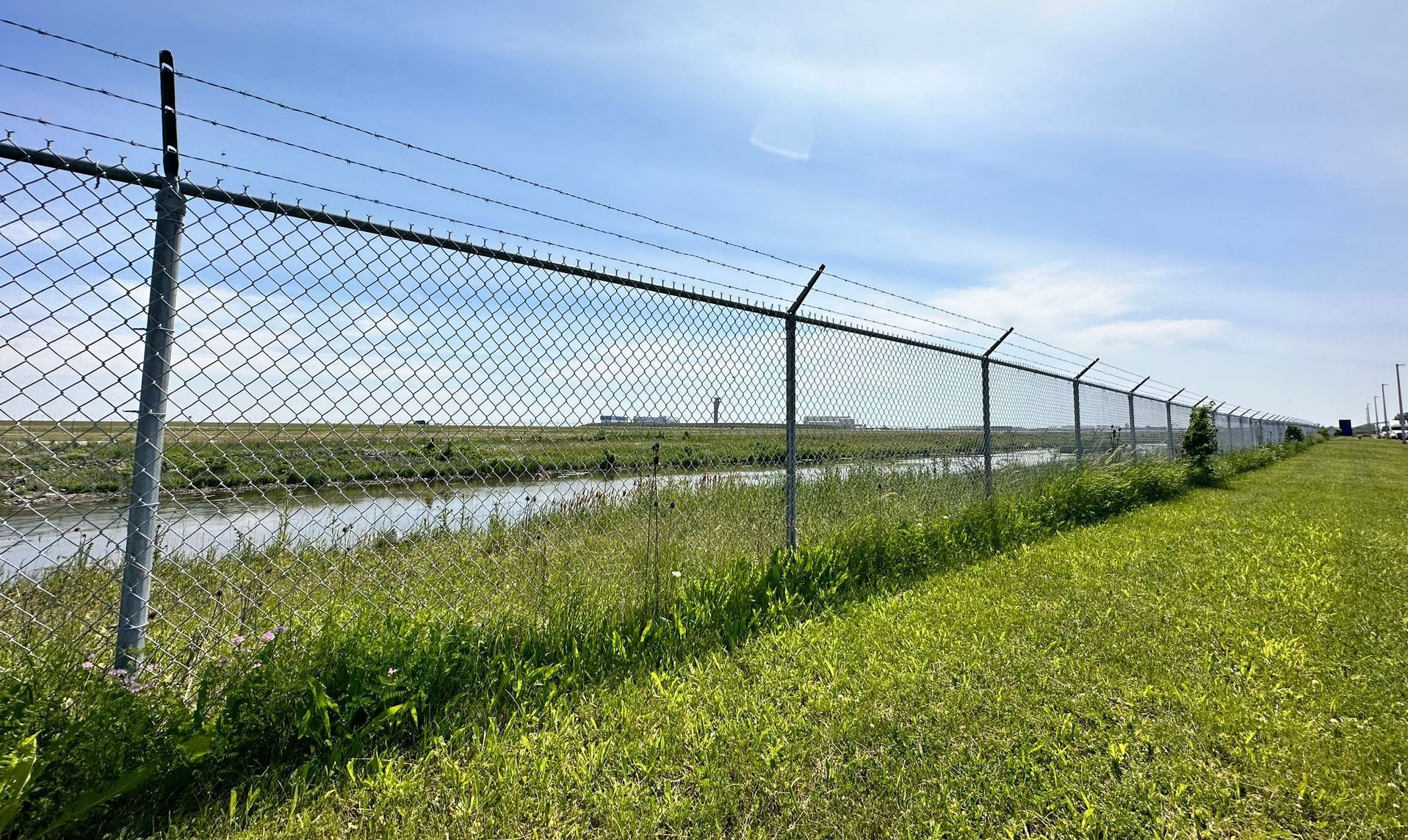 commercial fencing Illinois