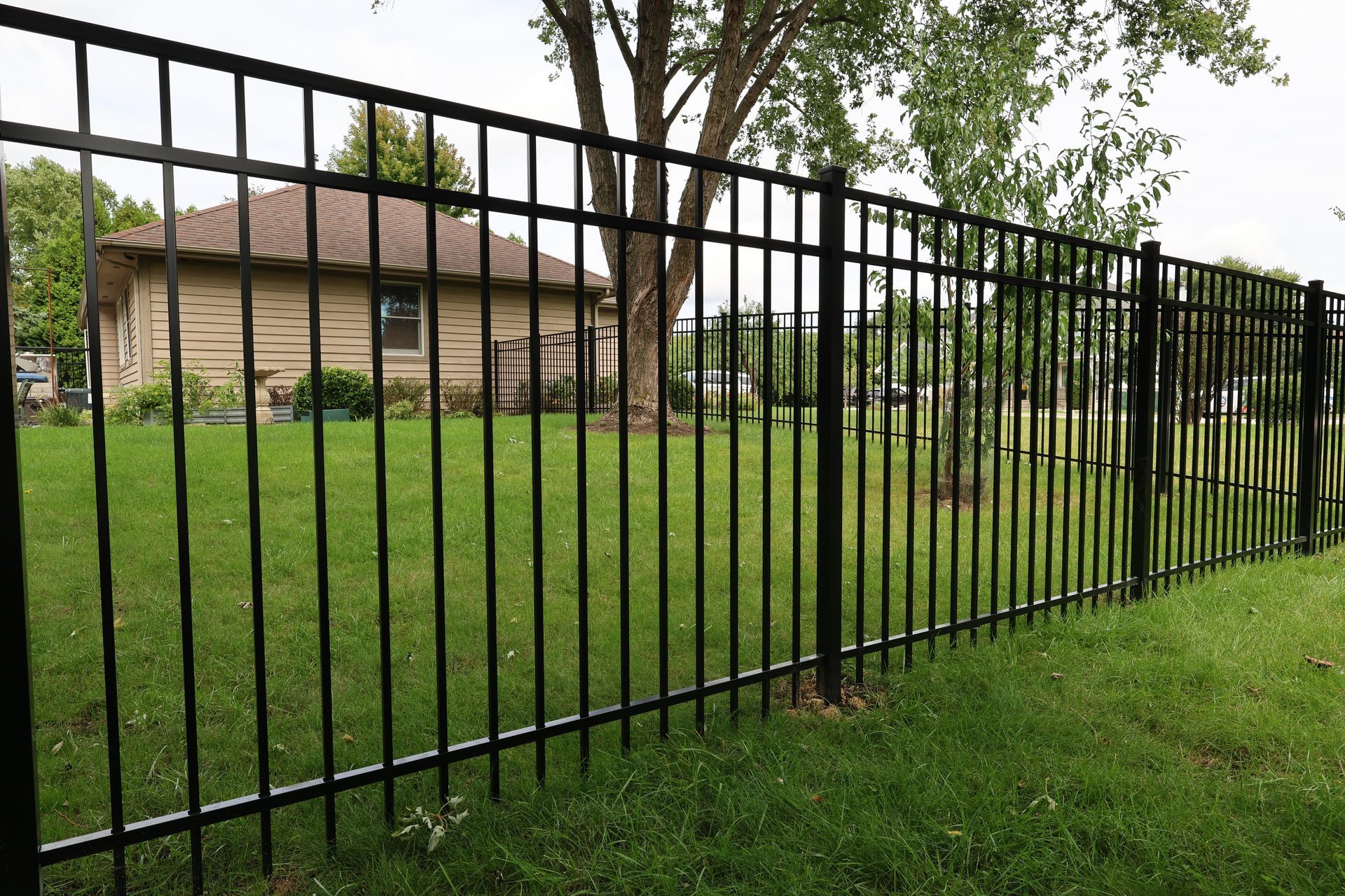 aluminum fence company Illinois