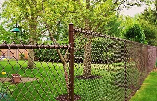 chain link fence installation Illinois