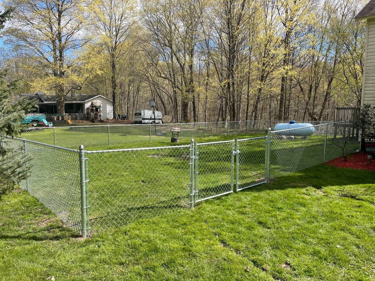 chain link fence installation Illinois