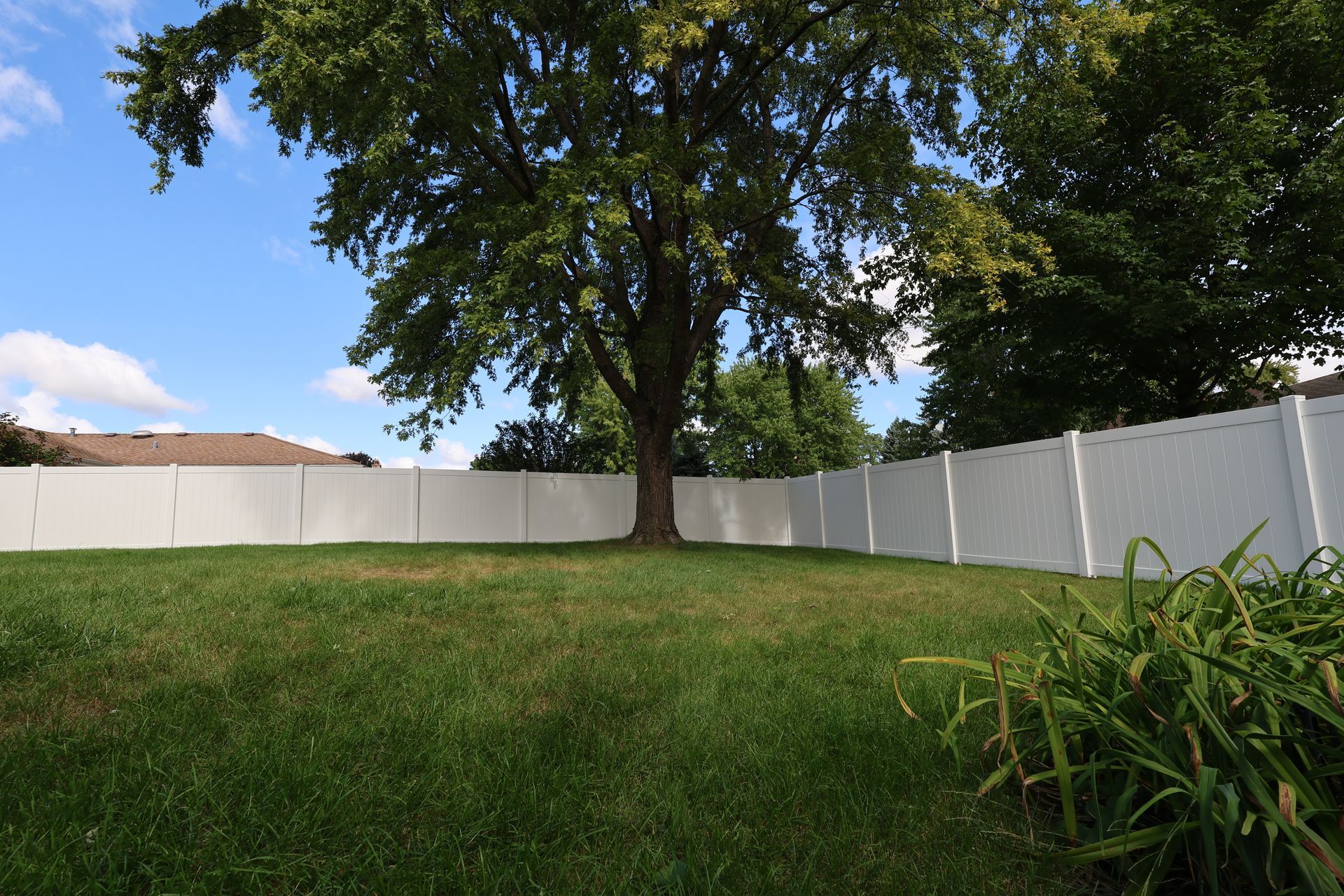 vinyl fence company Illinois