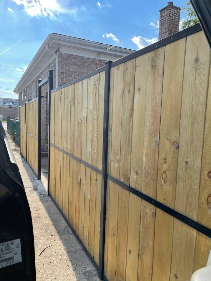 custom fence installation illinois