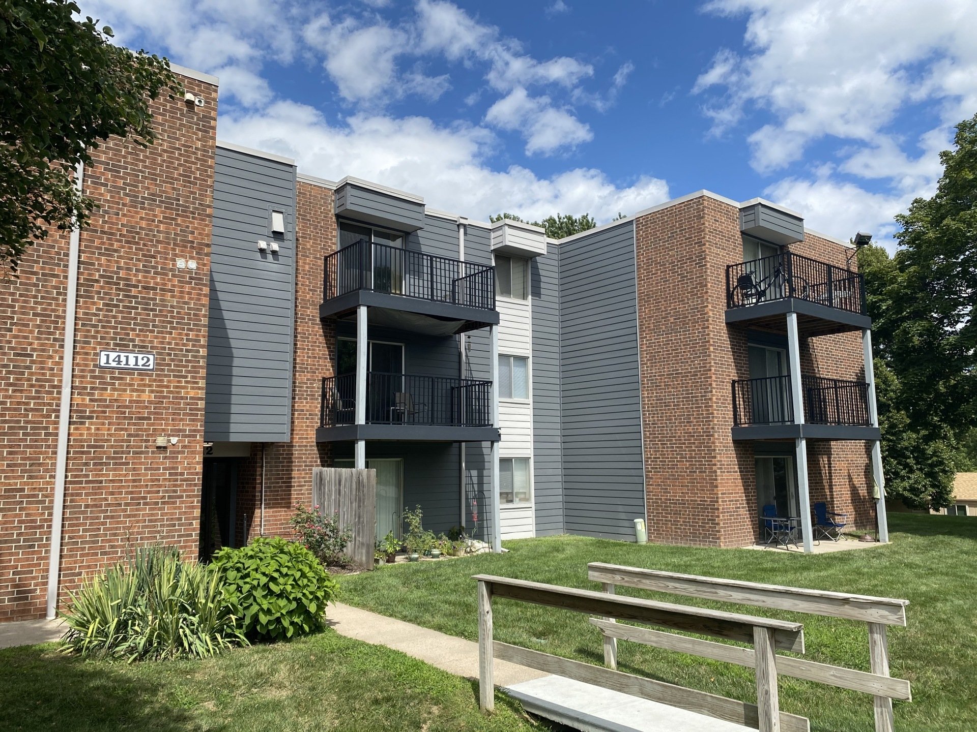 Woodridge Omaha, NE Apartments for Rent / Millard / Near Schools