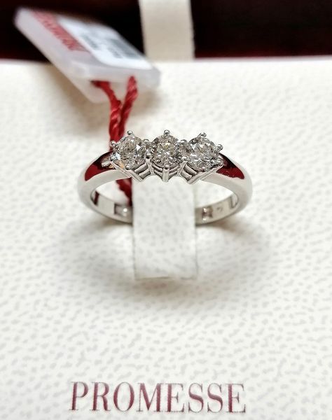 anello diamanti
