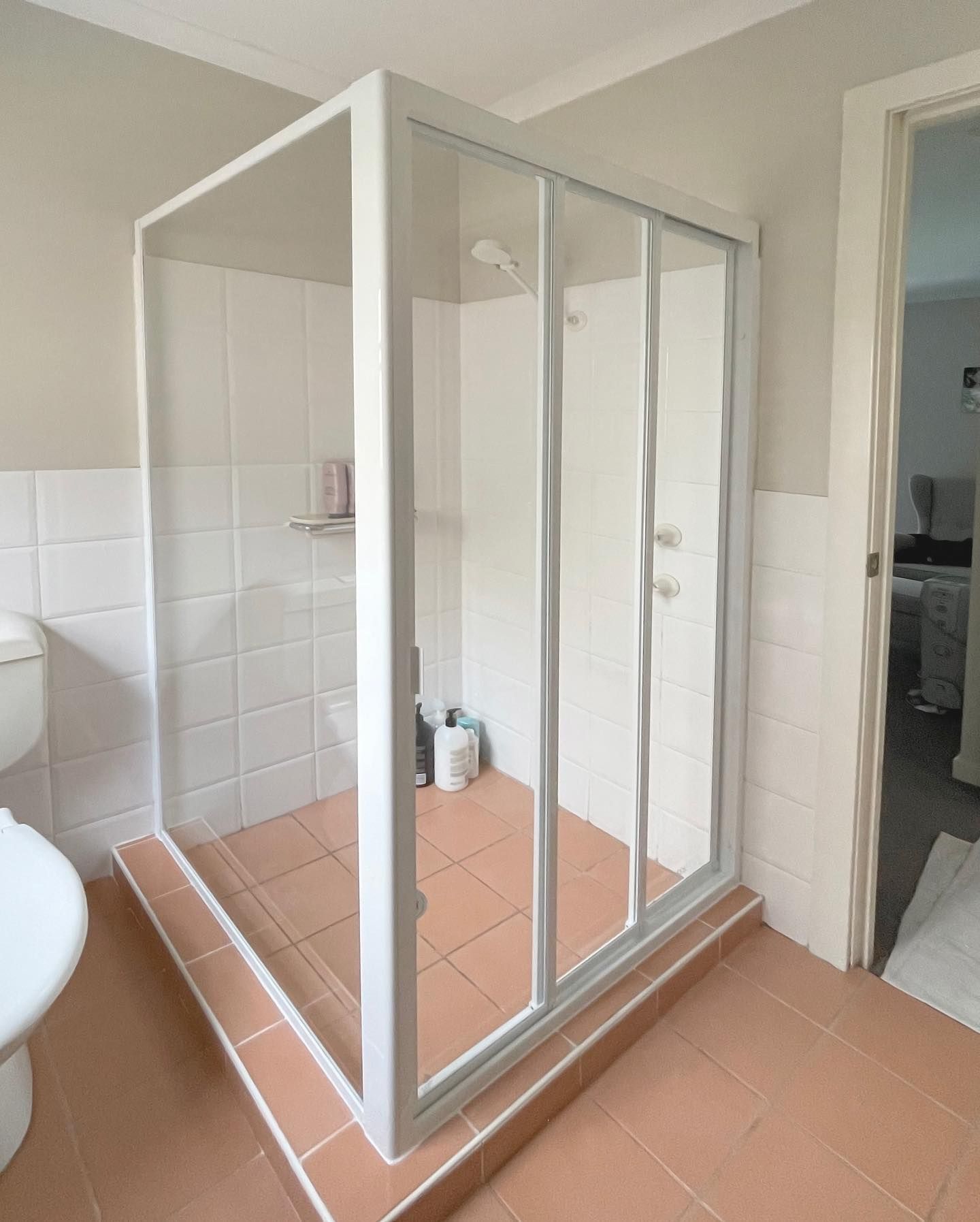 Framed Shower Screens Gold Coast Shower Screens