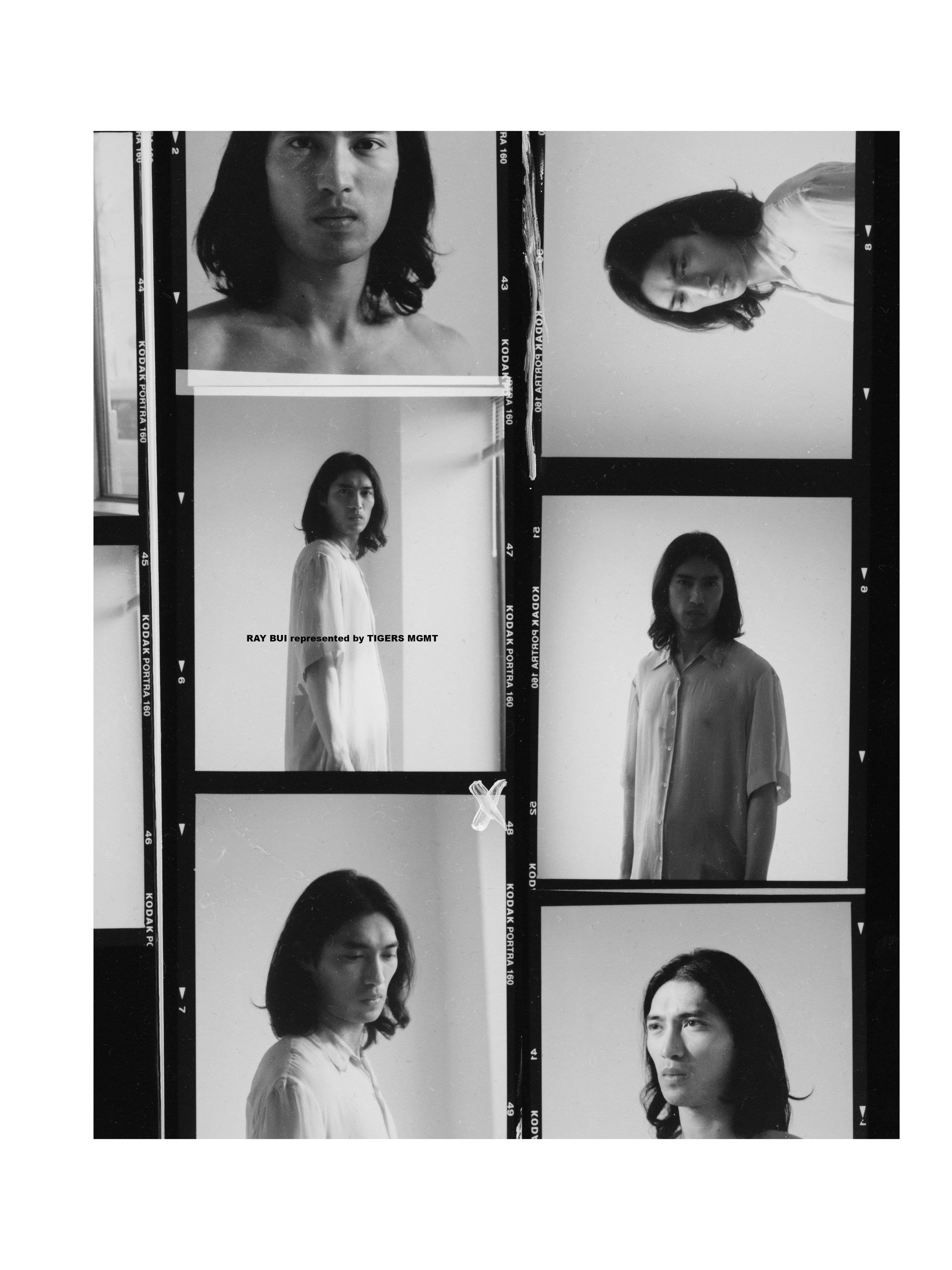 Schwarzweiß-Filmstreifen mit mehreren Aufnahmen einer Person mit langen Haaren, 