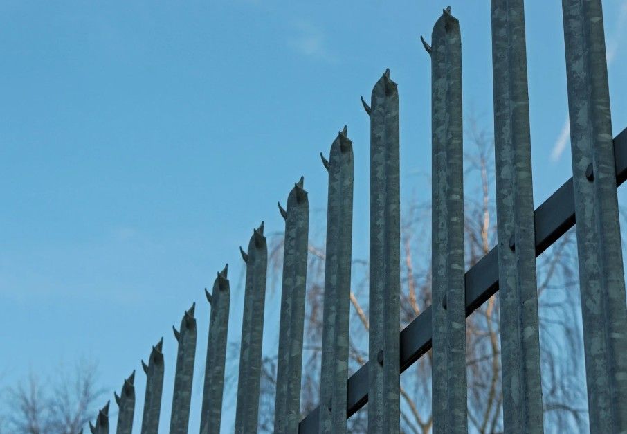 palisade metal fencing