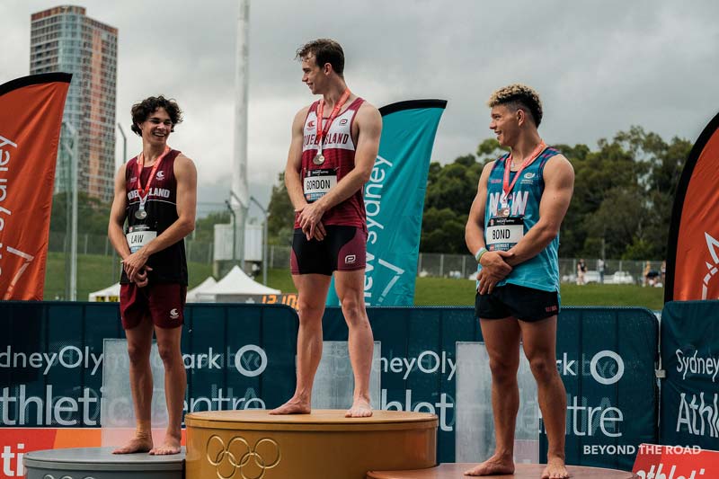 podium pose