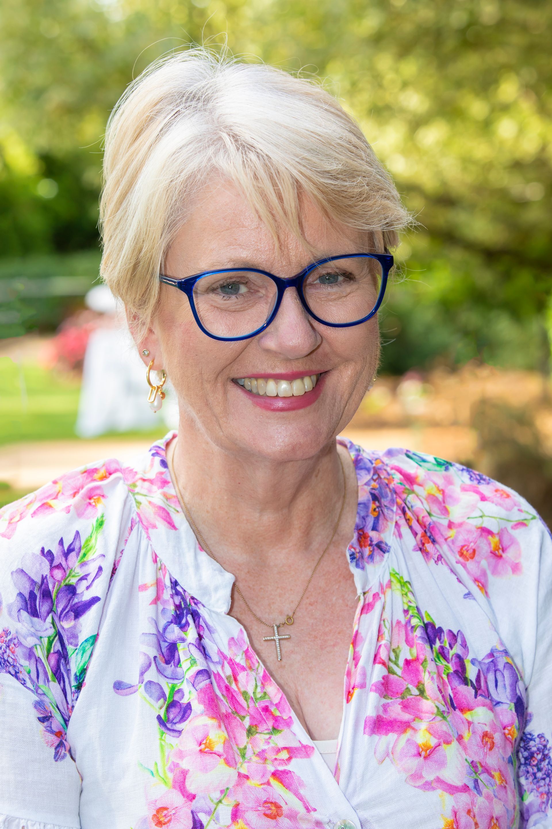 Kellie rainbow celebrant brisbane