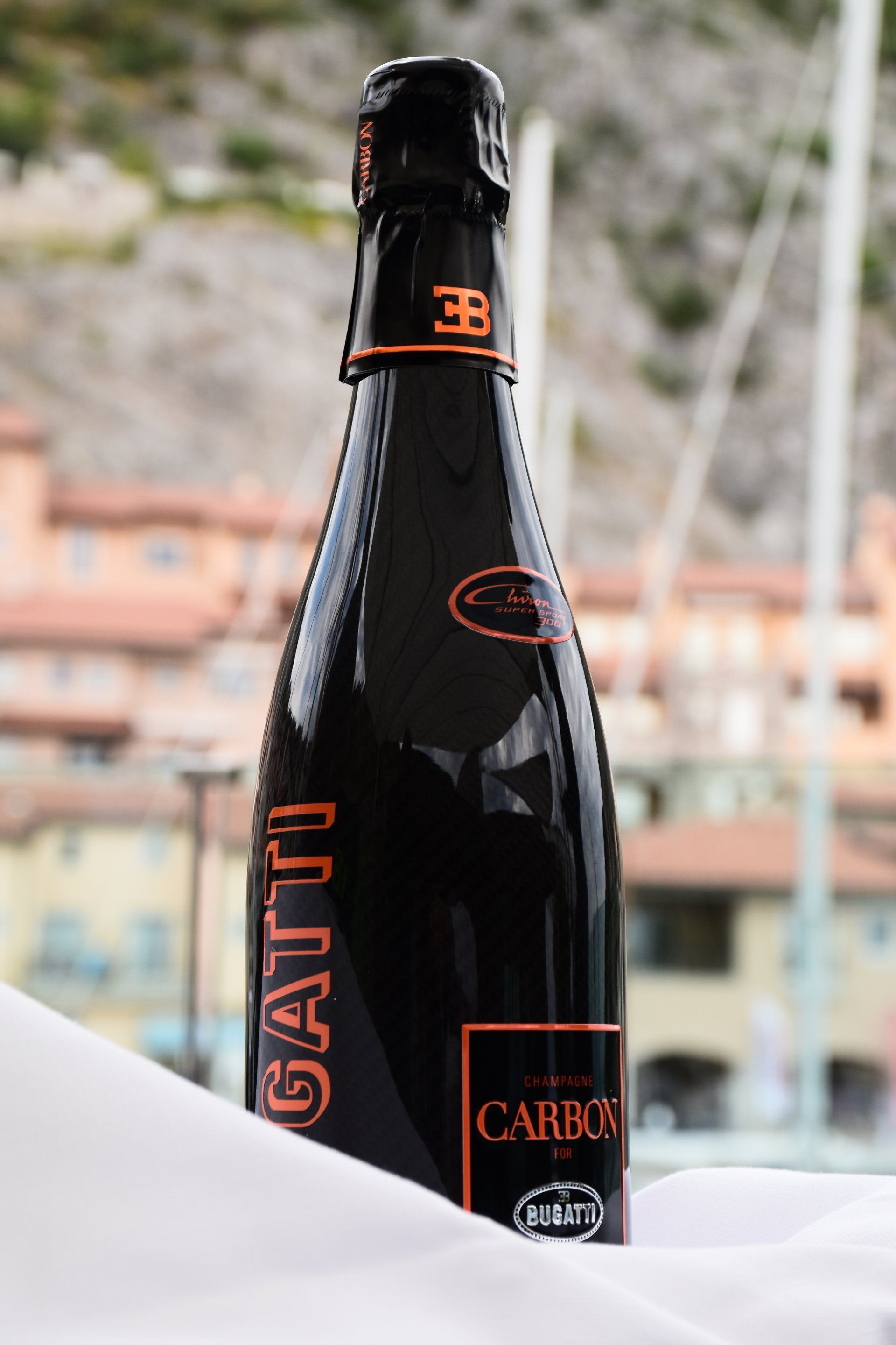 CARBON CHAMPAGNE FOR BUGATTI