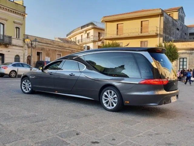Carro funebre