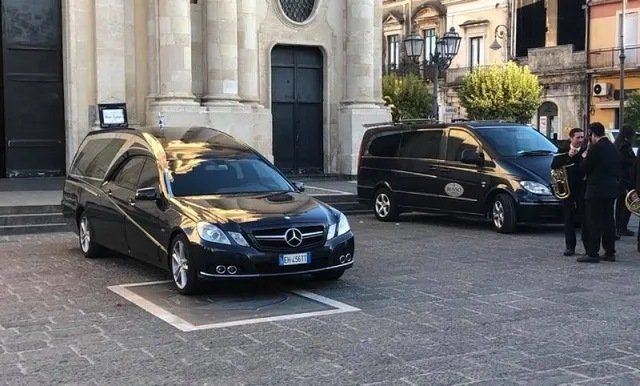 Carro funebre