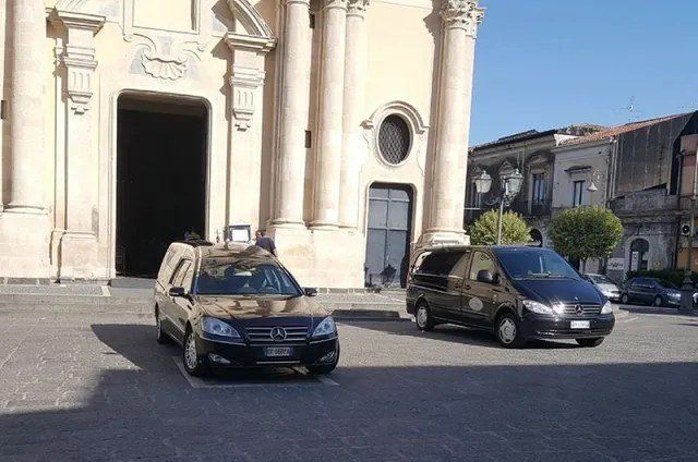 Carro per trasporto salma