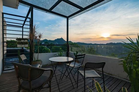Beautiful Natural Scenery on The Balcony — Davenport, FL — Screens & More LLC Beautiful Natural Scenery on The Balcony — Davenport, FL — Screens & More LLC