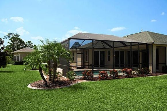 House Exterior with Pool — Davenport, FL — Screens & More LLC House Exterior with Pool — Davenport, FL — Screens & More LLC