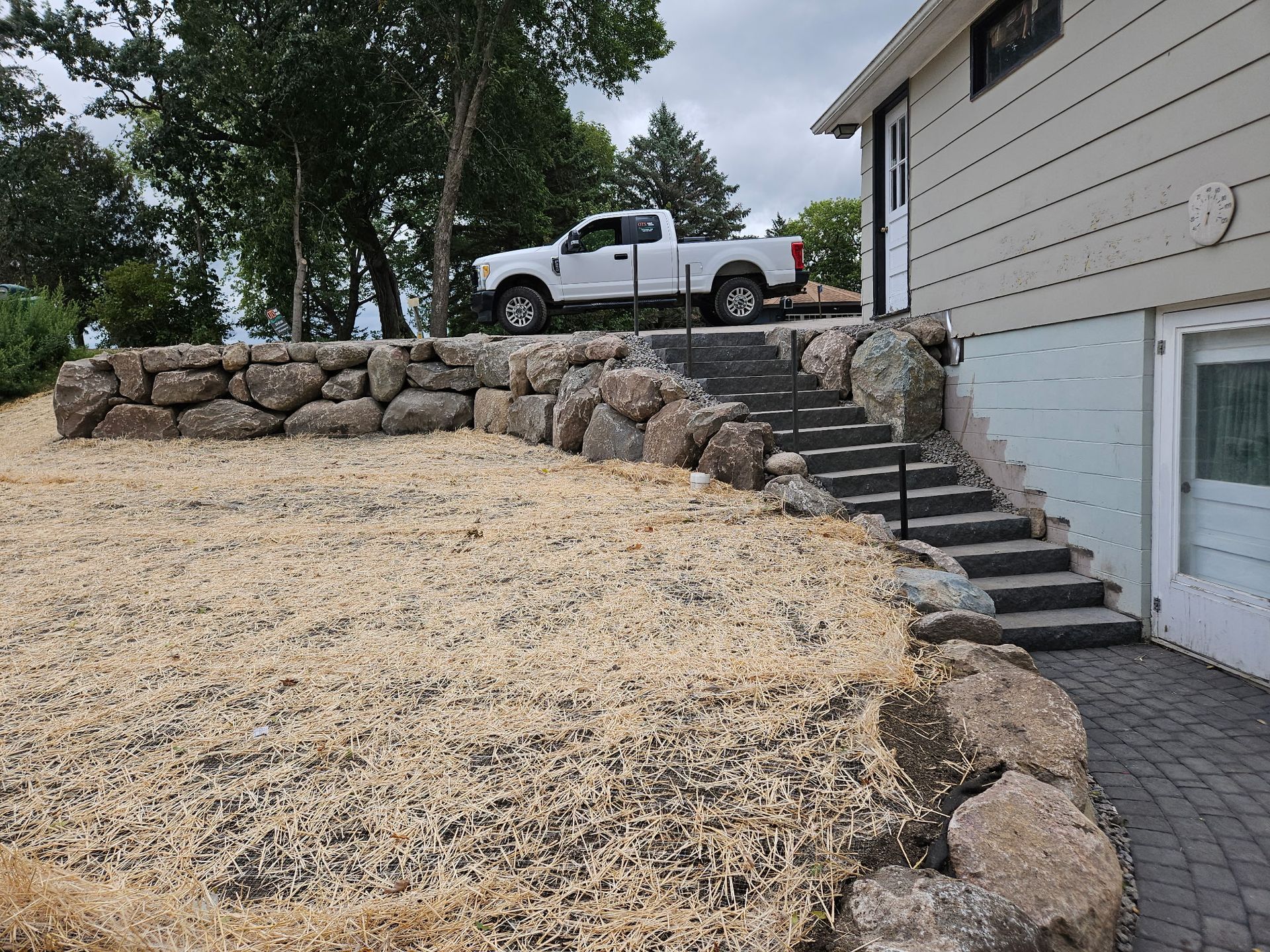 Boulder walls