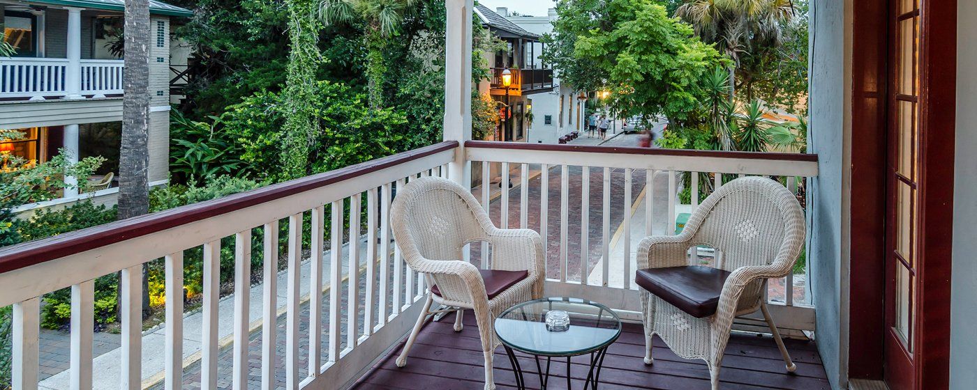 Casablanca Inn balcony
