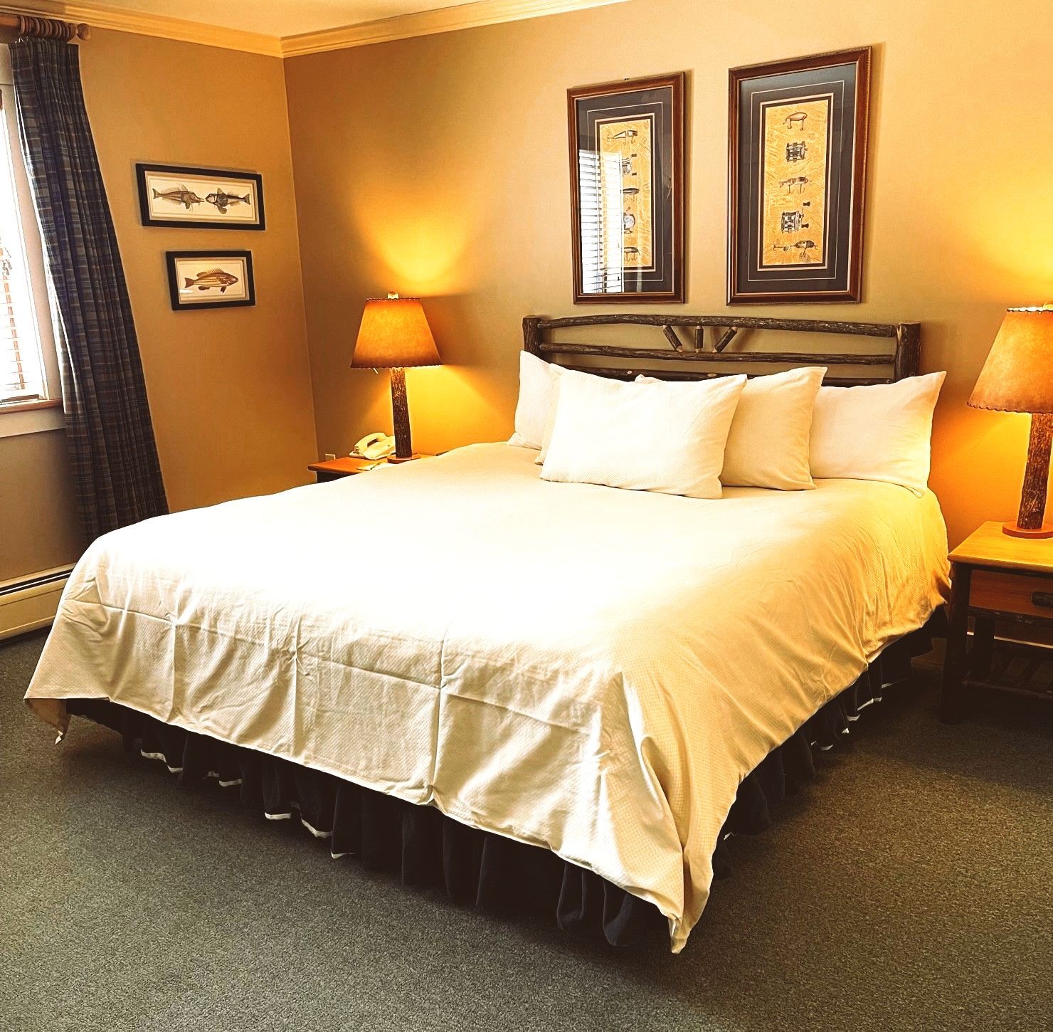 The Loon room vacation rental on Lake Willoughby in VT